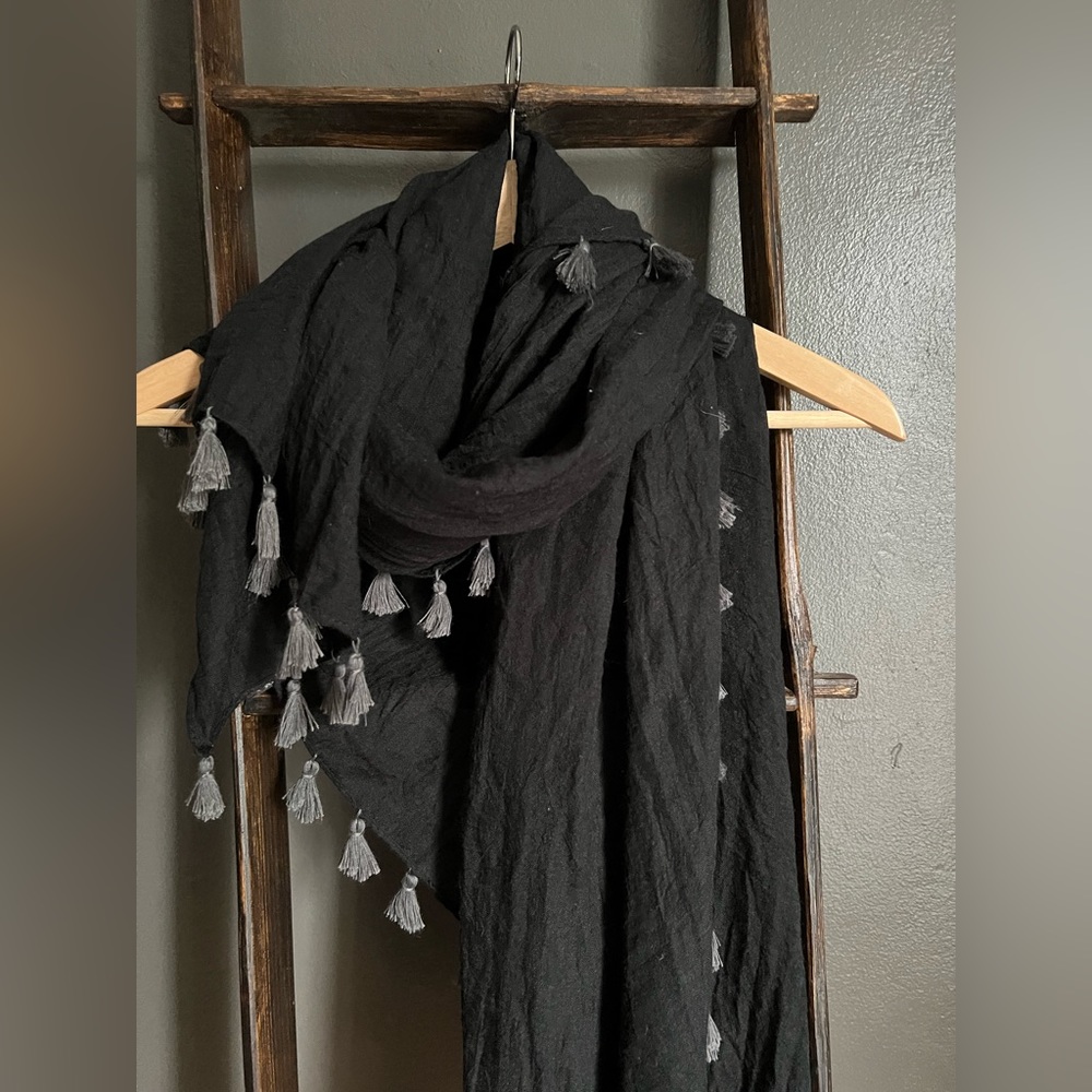Jane & Berry Scarf w Tassels